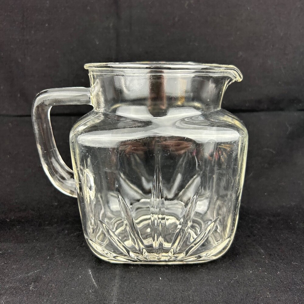 Vintage 1950's Federal Glass Star Sunburst Clear Milk Juice Pitcher 1 Quart 5.5"